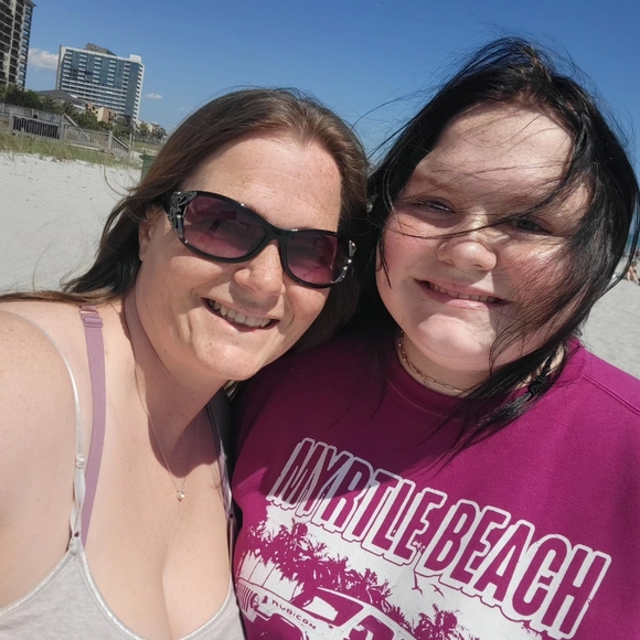 Meet your Posher, Hannah for Paws - Picture 3 of 16